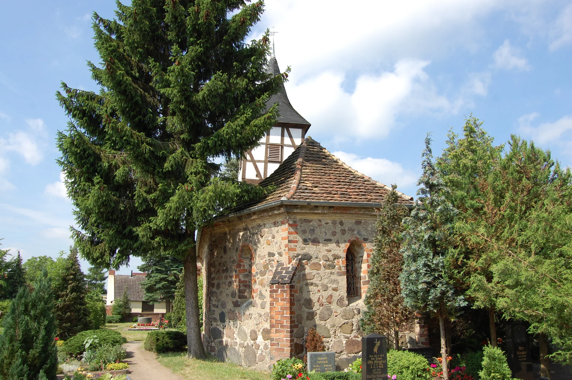 Alte Dorfkirche Röxe - cultural site in Brandenburg, Germany